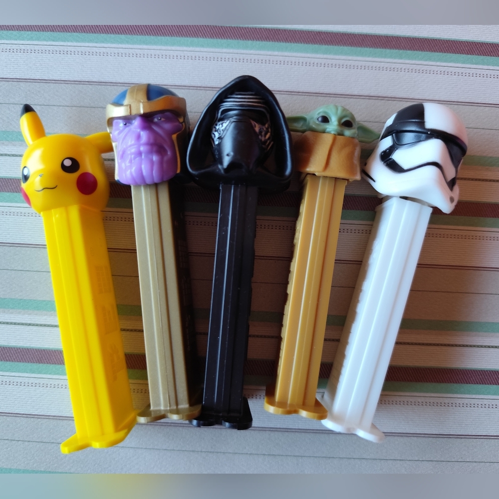 3/$25💙Pez Dispensers lot of 5